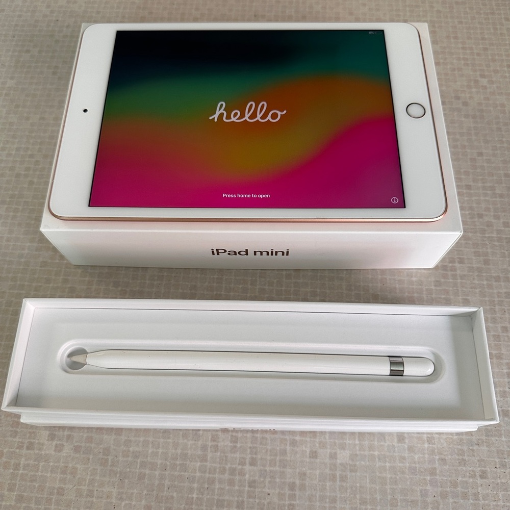 iPad Mini 5th generation 64gb WIFI+ Cellular with compatible Apple Pencil